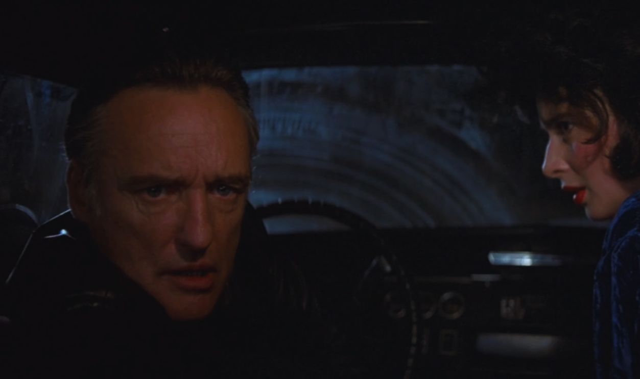 Screenshot from Blue Velvet (1986) 