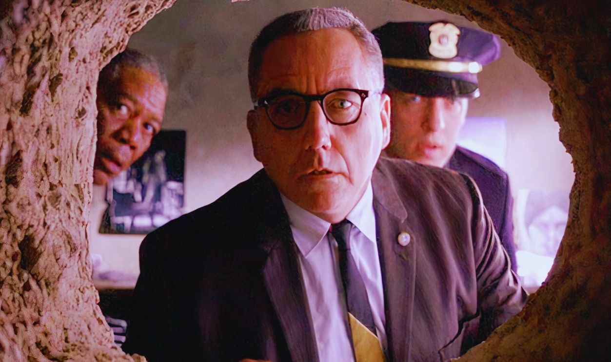 Screenshot from The Shawshank Redemption (1994) 