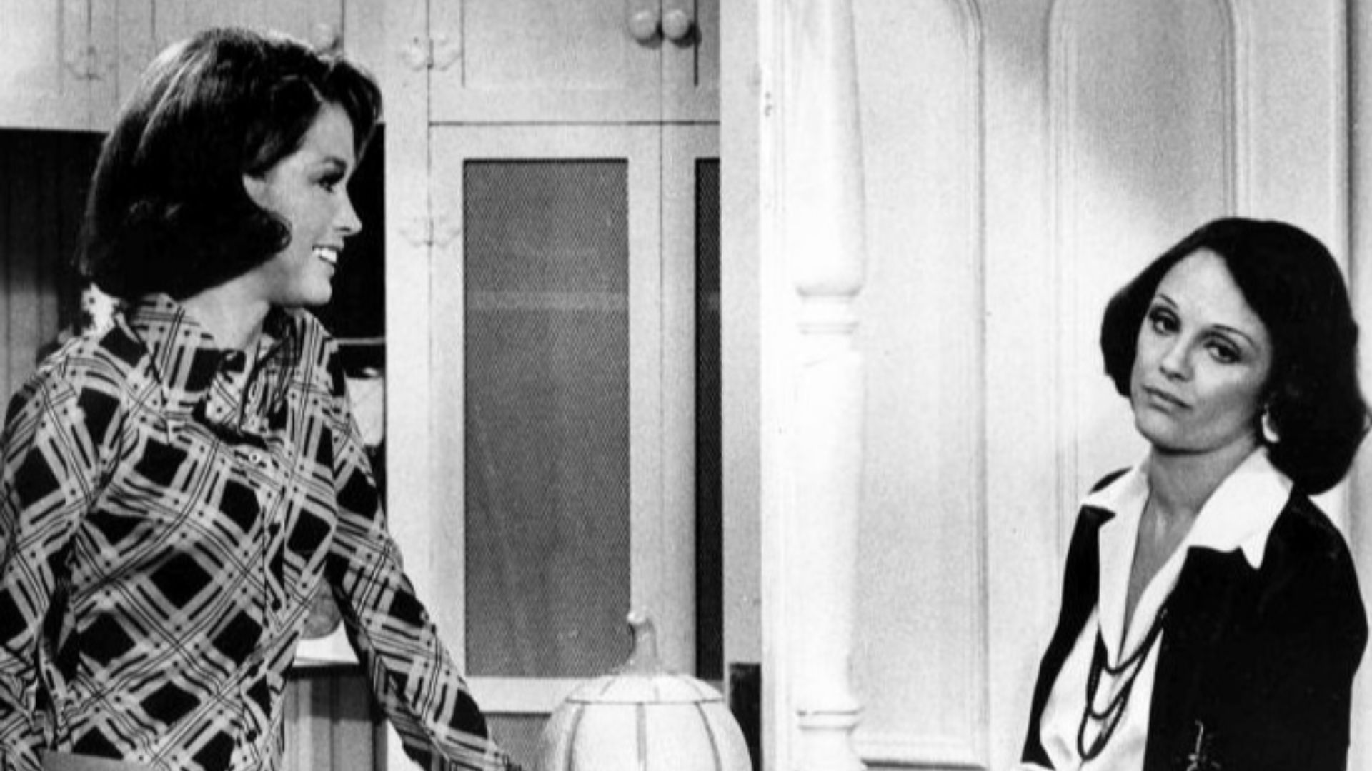 Publicity photo of Mary Tyler Moore and Valerie Harper from The Mary Tyler Moore Show.