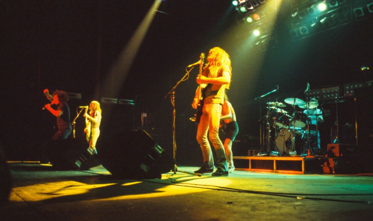 (MANDATORY CREDIT Watal Asanuma/Shinko Music/Getty Images) AC/DC perform. on stage on the 'Back In Black' tour in London, November 1980. L-R Brian Johnson, Malcolm Young, Cliff Williams, Angus Young, Phil Rudd. 