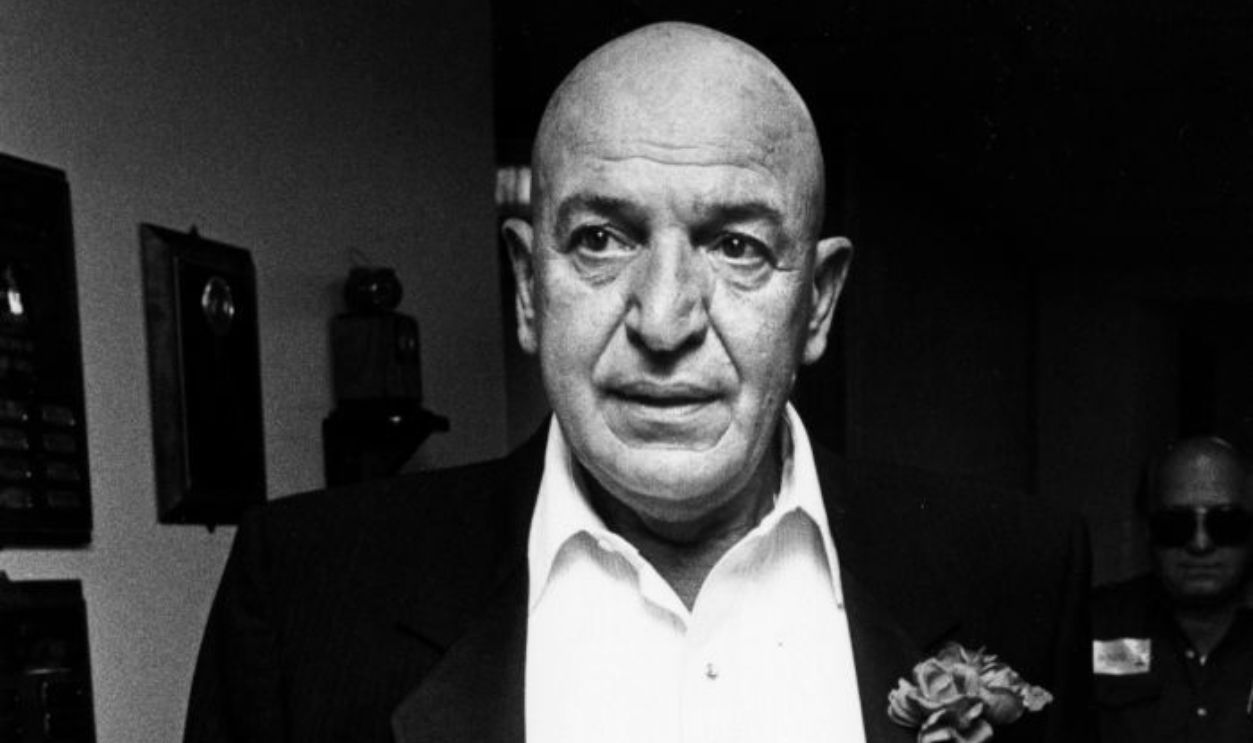 PASADENA, CA - SEPTEMBER 22: Actor Telly Savalas attends 37th Annual Primetime Emmy Awards on September 22, 1985 at the Pasadena Civic Auditorium in Pasadena, California.