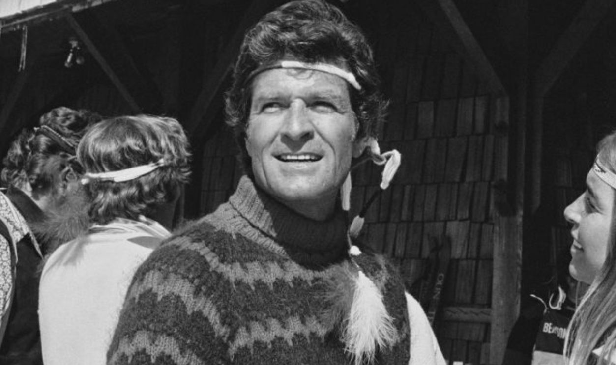 American actor Hugh O'Brian (1925 - 2016) at a Benson & Hedges celebrity ski race in Bear Valley, California, USA, 5th March 1971.
