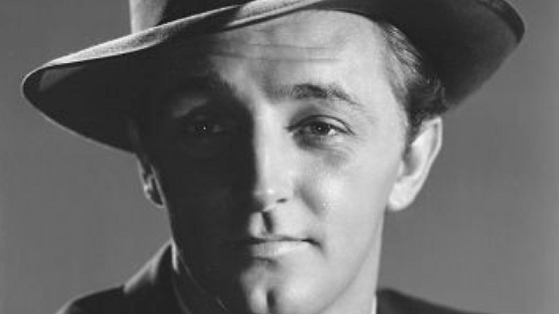 Promotional photograph of actor Robert Mitchum