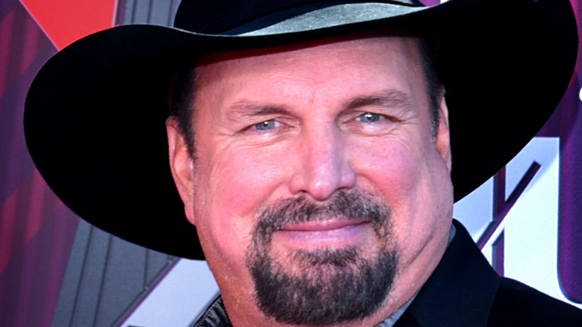 Garth Brooks arrives at the iHeartRadio Music Awards on March 14, 2019 - Photo by Glenn Francis of www.Pacific ProDigital.com