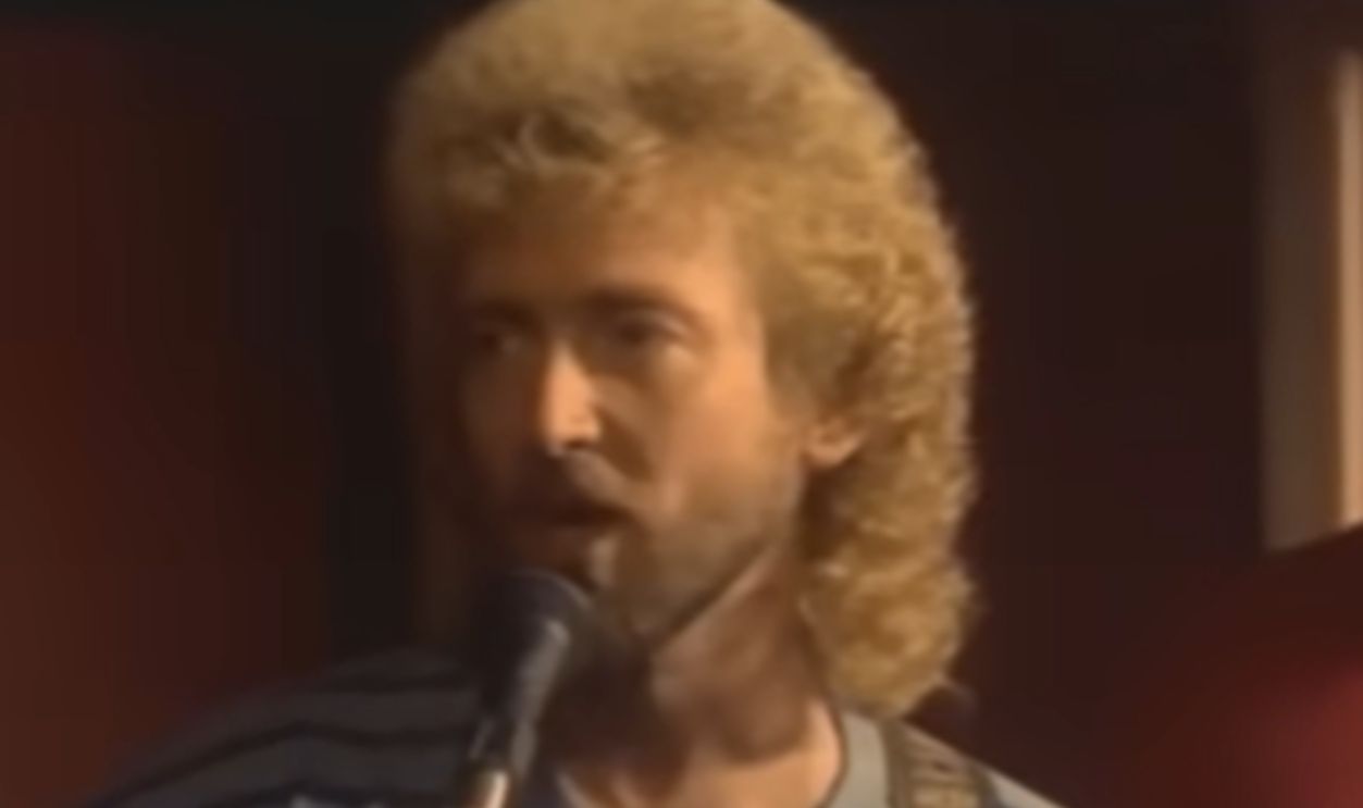Screenshot from I'm No Stranger To The Rain (1989)