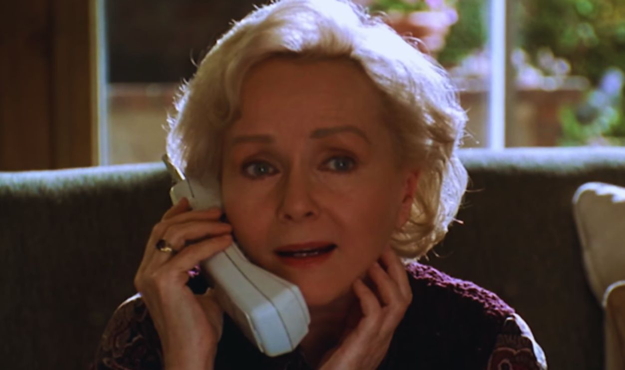 Screenshot from Mother (1996)