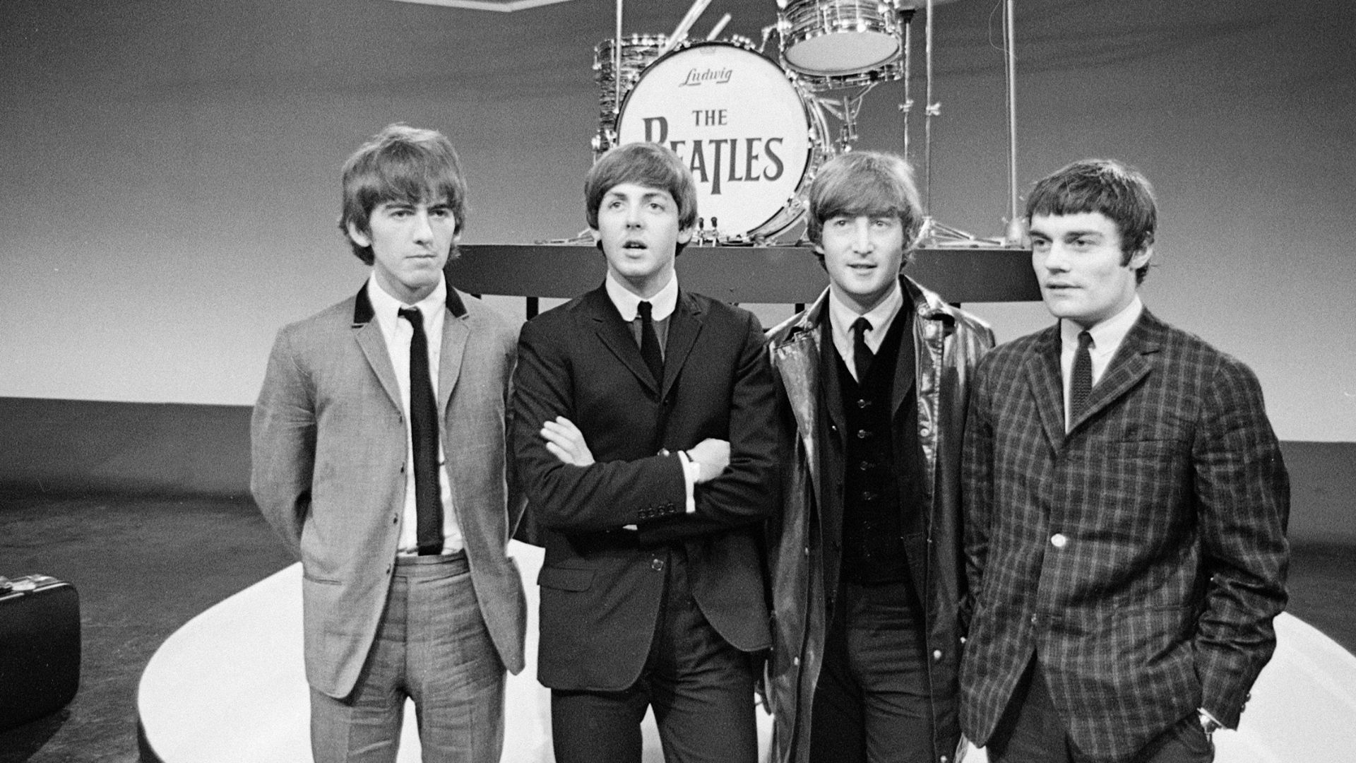 Collectie

Collectie Fotoburo de Boer


Beschrijving

The Beatles in Treslong.


Fotonummer

NL-HlmNHA_1478_2587K_12


Documenttype

Historieprenten, tekeningen en foto's


Vervaardiger

Boer, Poppe de


Land

Nederland


Provincie

Zuid-Holland


Gemeent