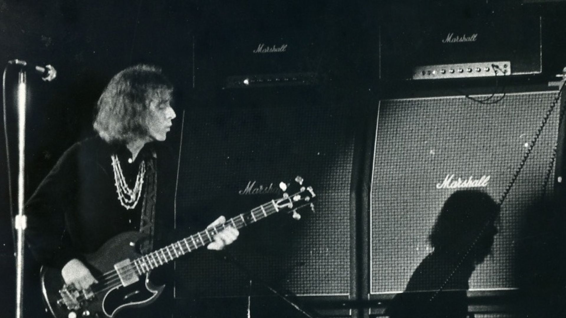 Jack Bruce playing with West, Bruce and Laing at the Hollywood Palladium