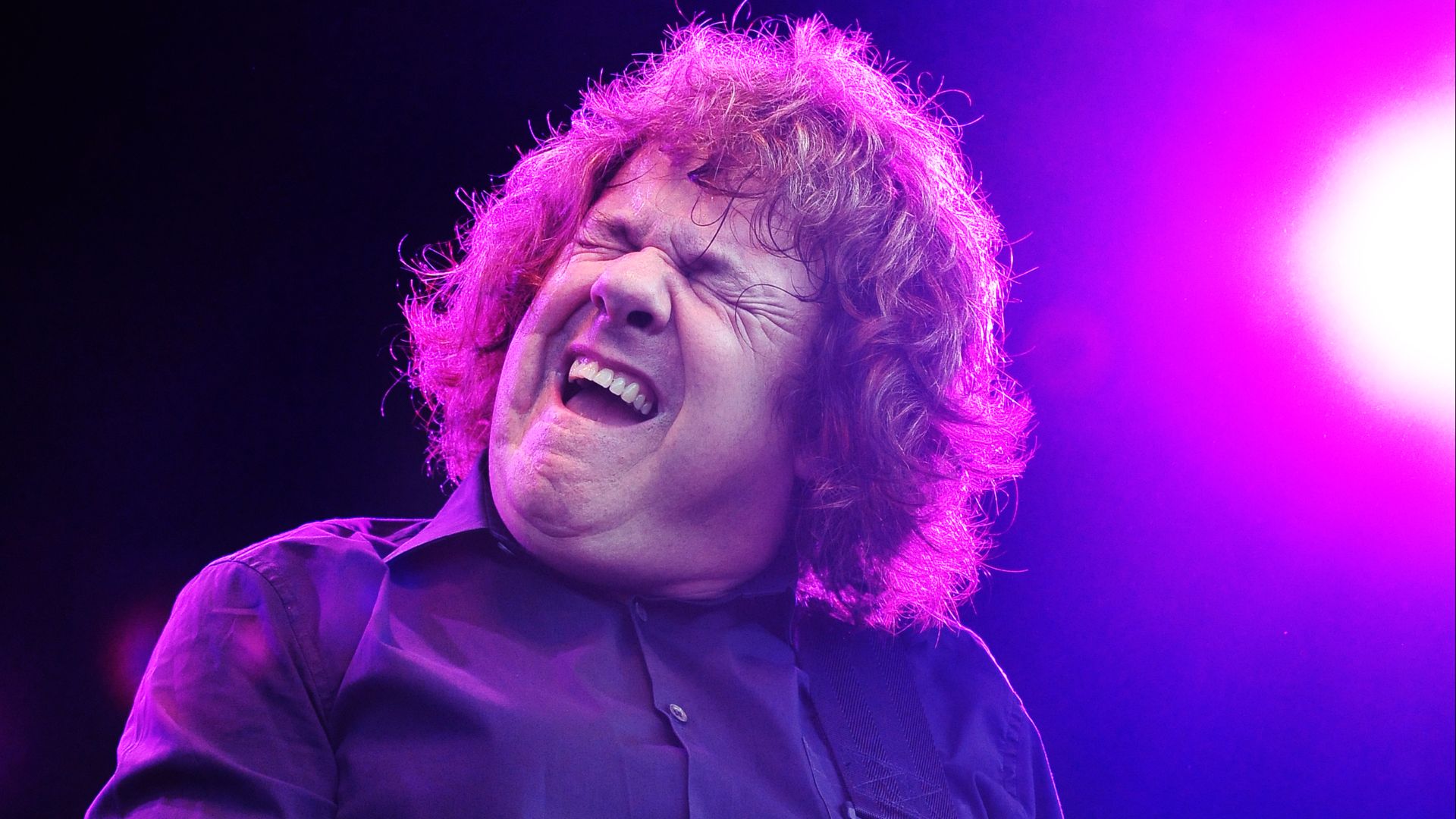 Gary Moore playing at the Beach of Pite-Havsbad, outside the city of Piteå in Sweden.