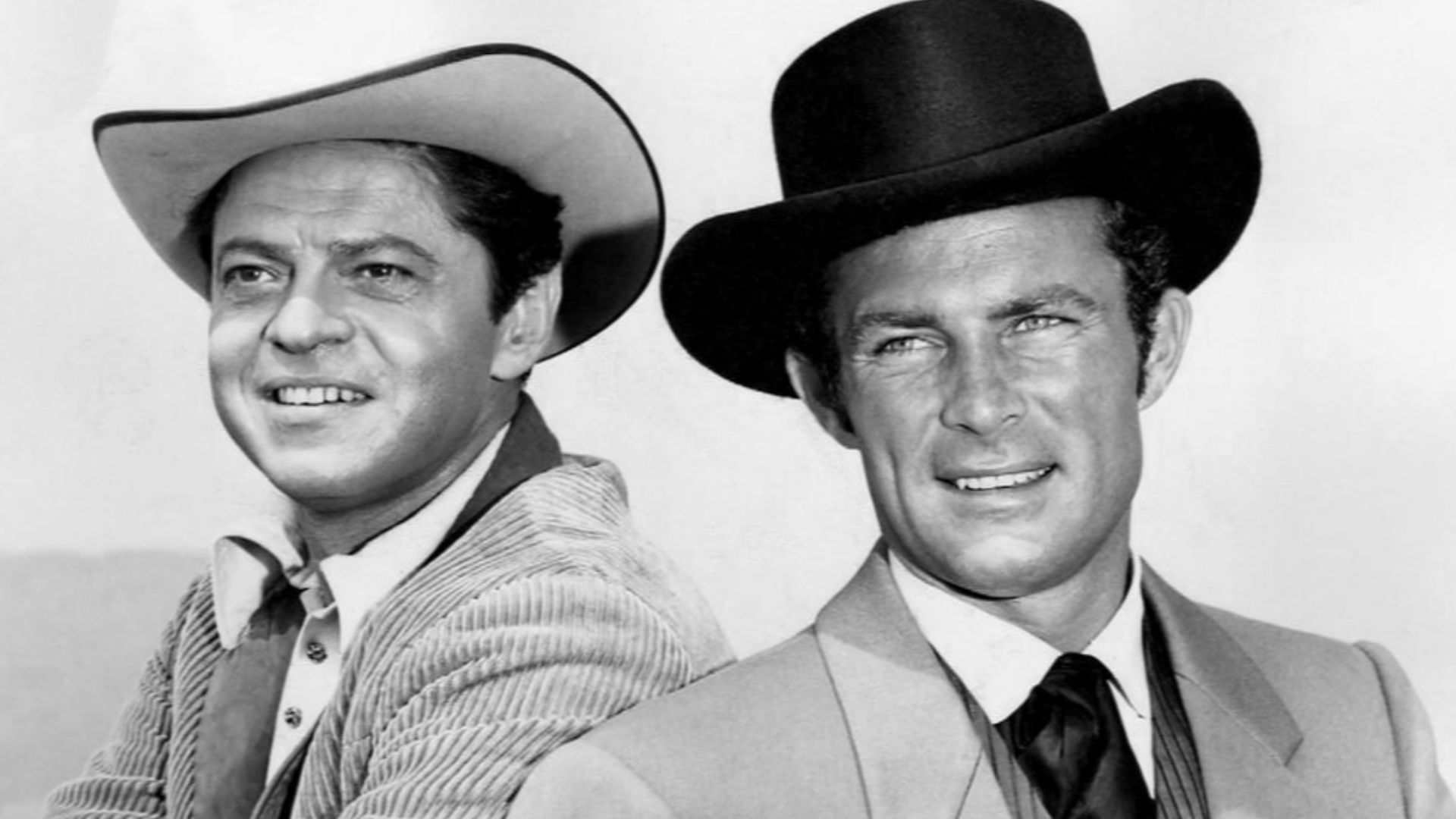 Photo of Ross Martin as Artemus Gordon and Robert Conrad as James West from the television program The Wild, Wild West.