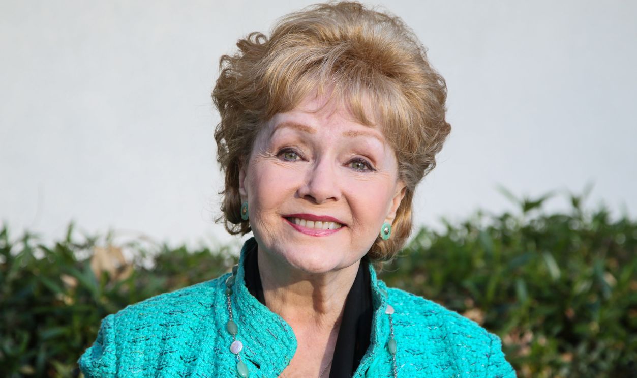 12th Annual West Hollywood Book Fair - Debbie Reynolds Book Signing For "Unsinkable" WEST HOLLYWOOD, CA - SEPTEMBER 29: Actress Debbie Reynolds attends the 12th annual West Hollywood book fair on September 29, 2013 in West Hollywood, California.