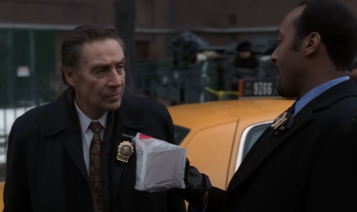 Screenshot from Law & Order (1990-2010) 