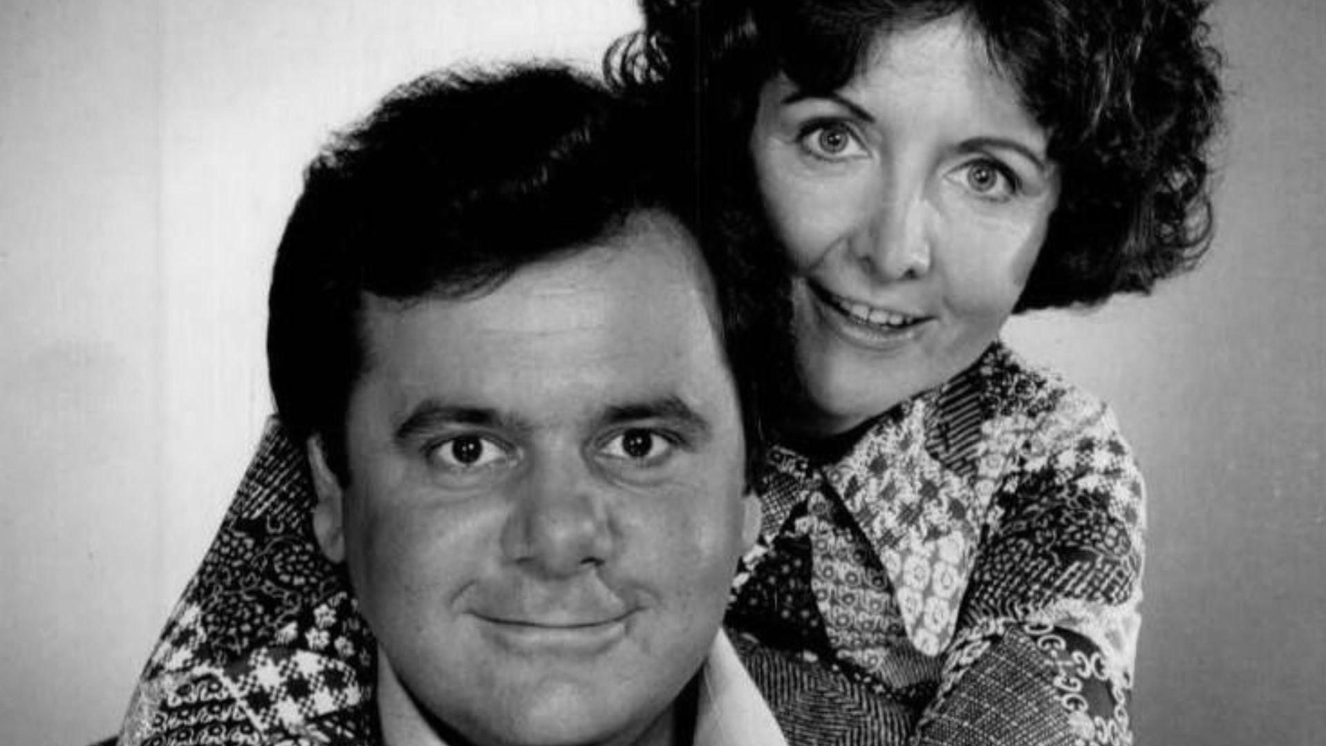 Photo of Paul Sorvino as George Platt and Mitzi Hoag as Liz Platt from the television program We'll Get By.