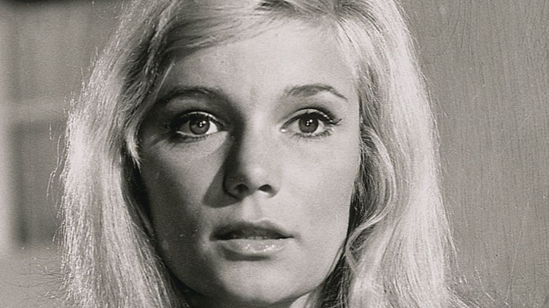 Publicity photo of Yvette Mimieux