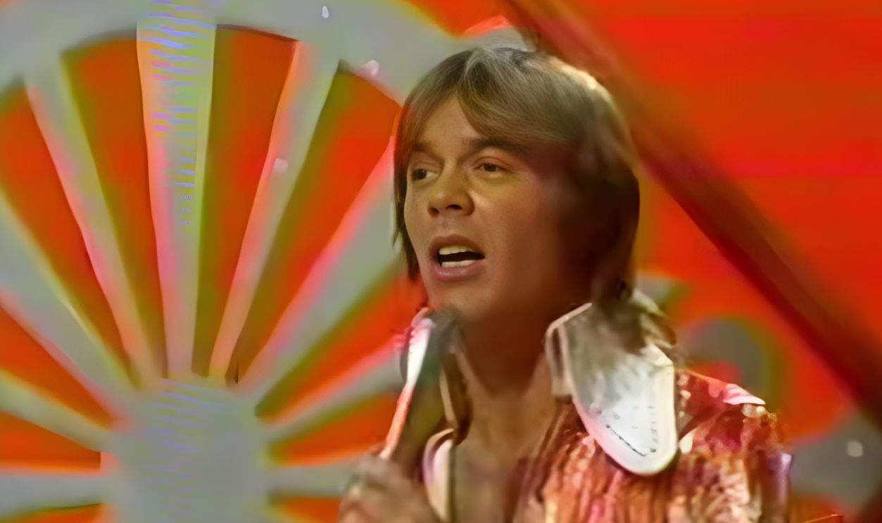 Screenshot from Billy, Don’t Be a Hero (1974)
