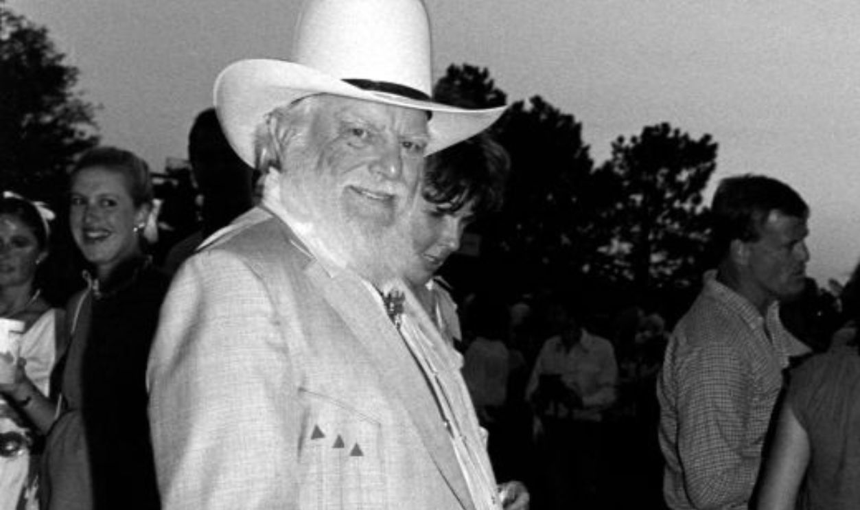 Denver Pyle attends an event, benefitting the American Cancer Society, at the Circle T Ranch in Westlake, Texas, on June 19, 1984.