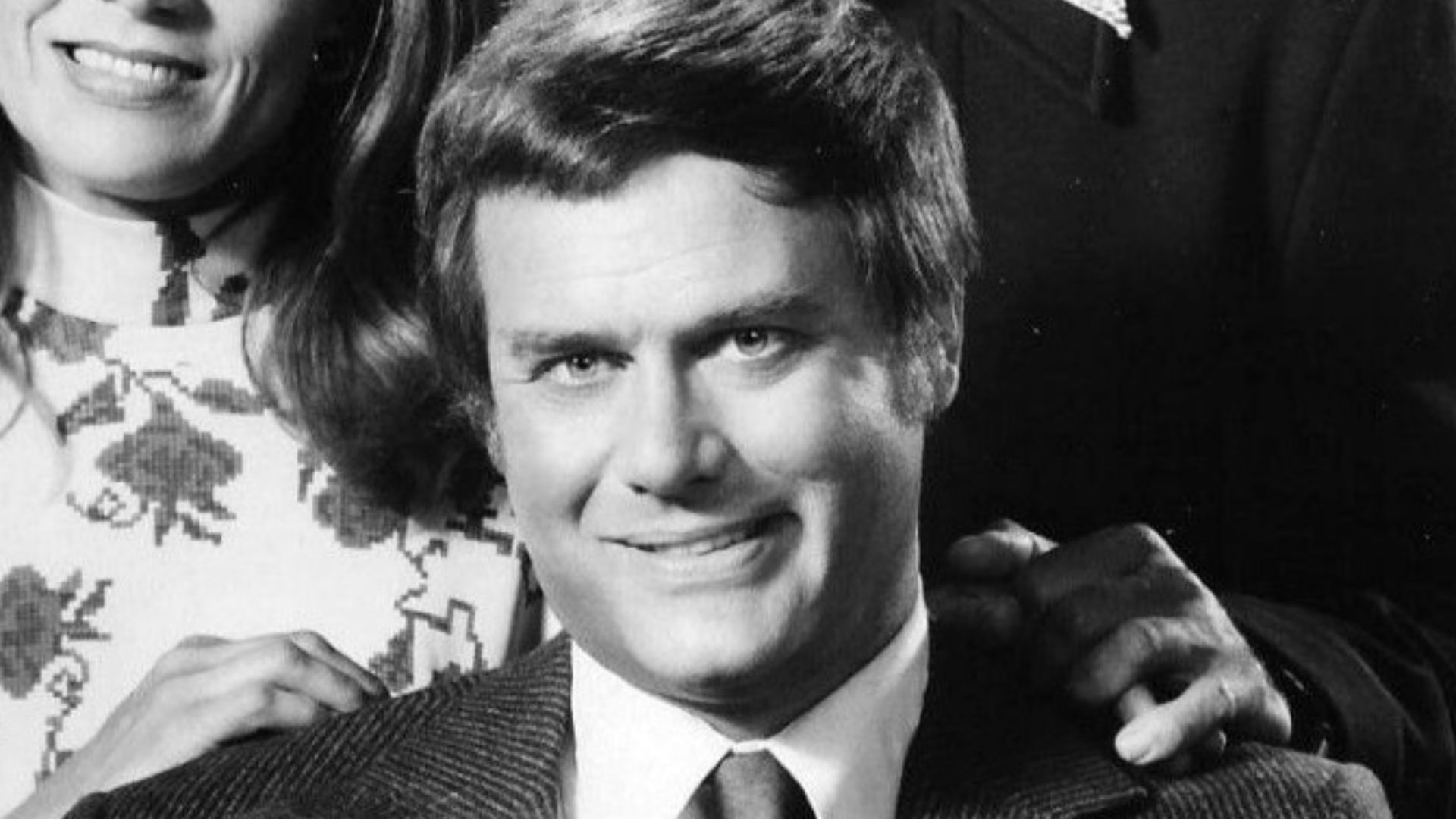 Cast photo from the television series Here We go Again.  From top-Richard