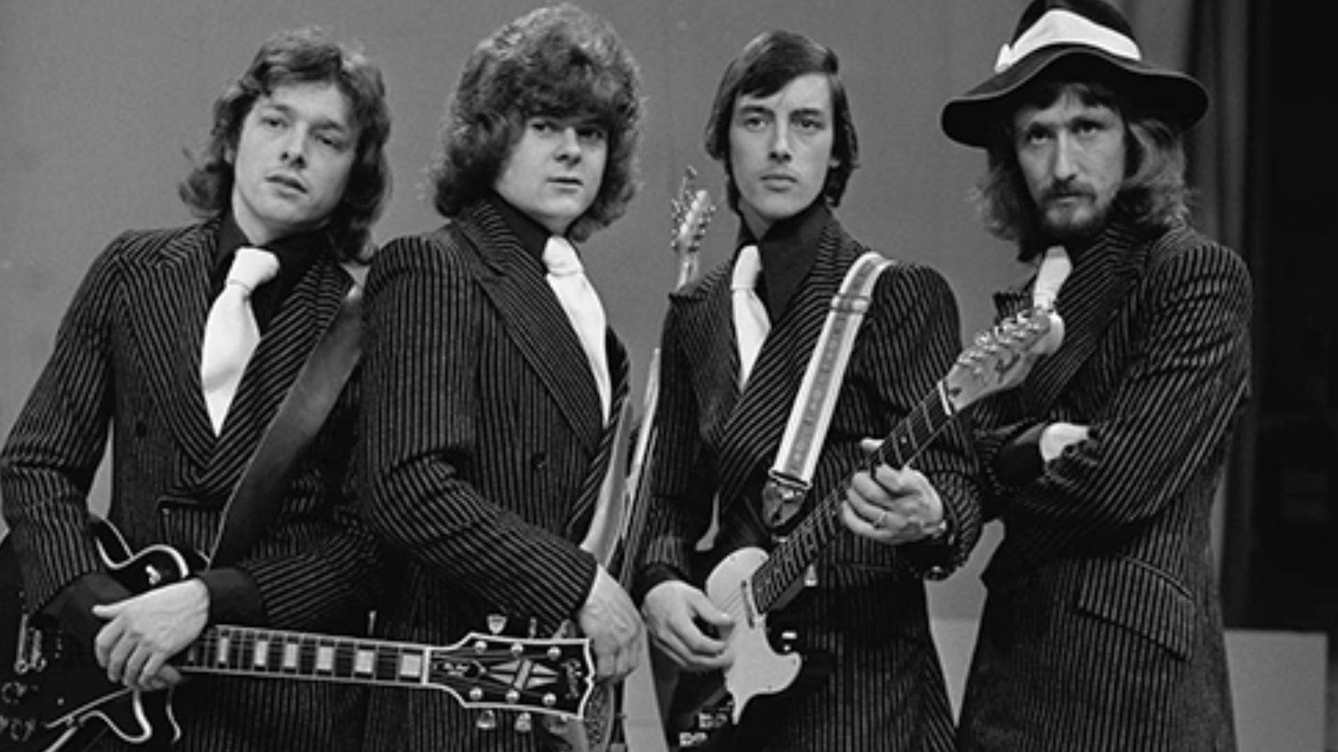 Paper Lace in AVRO's TopPop (Dutch television show) in 1974