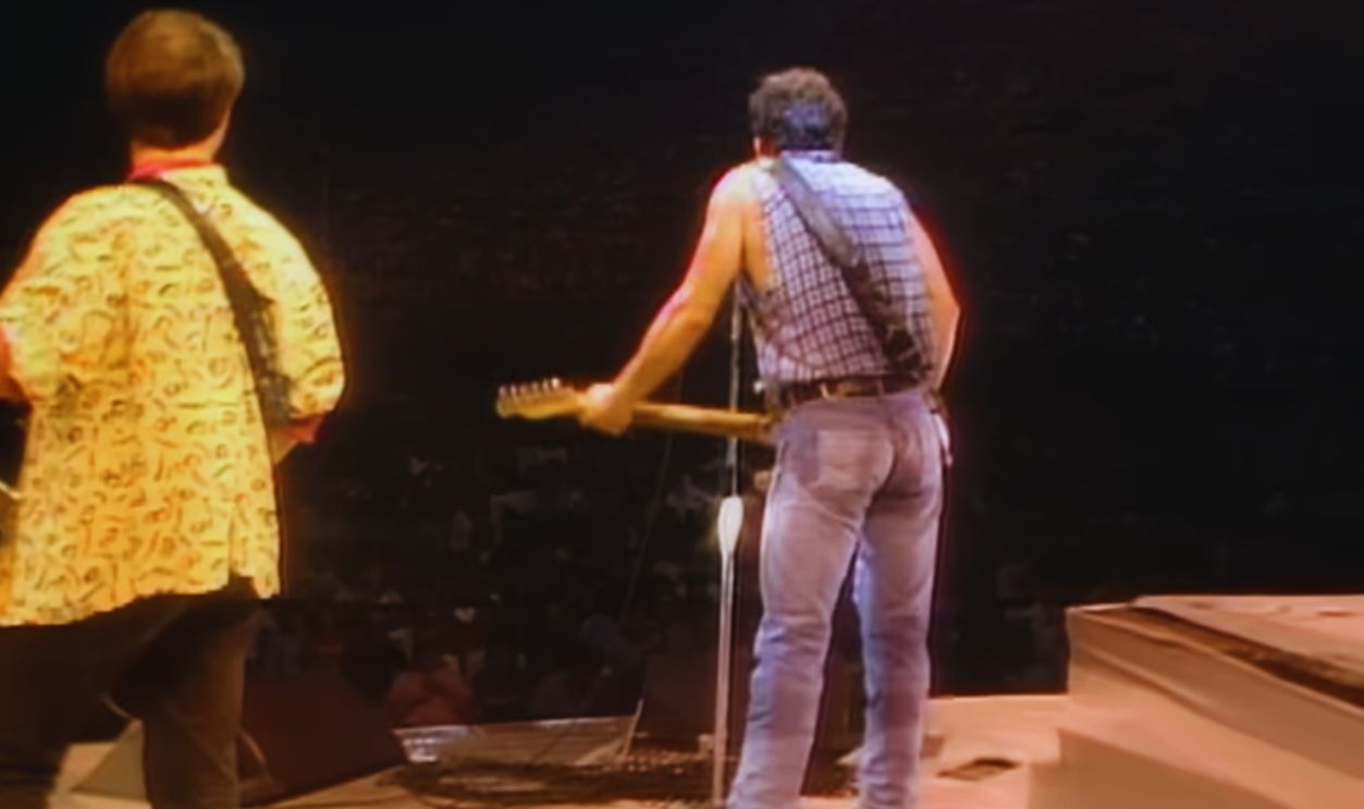 Screenshot from Bruce Springsteen - 