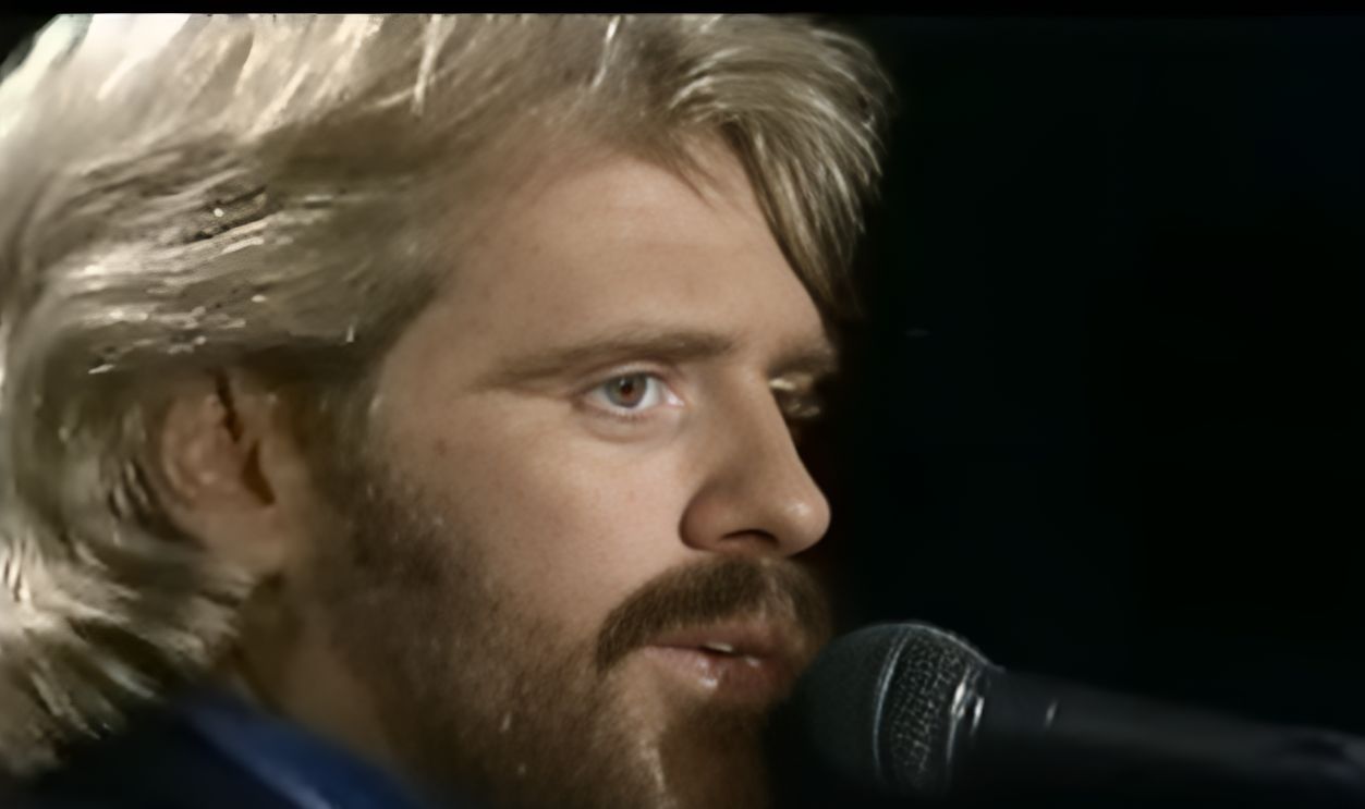 Screenshot from Wildfire (1975)