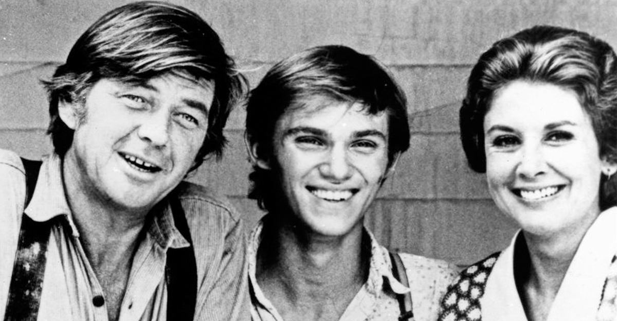 The waltons Ralph Waite, Richard Thomas, Michael Learned