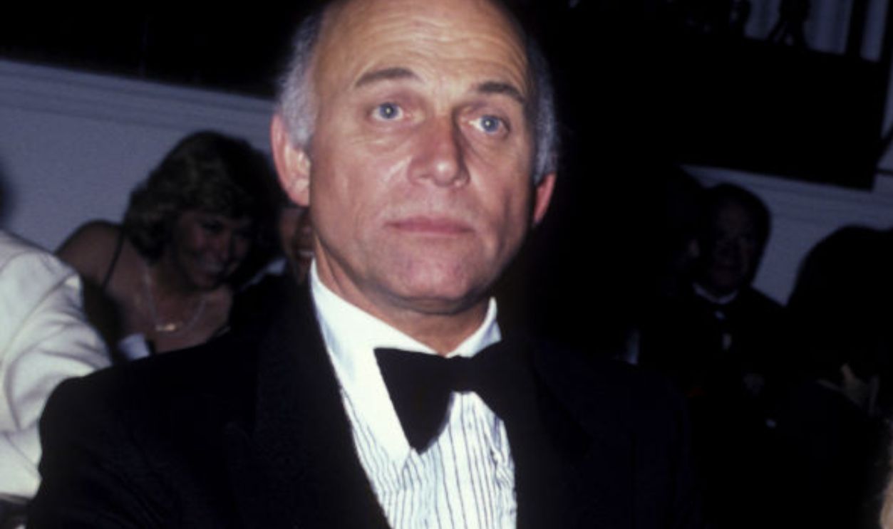 BEVERLY HILLS, CA - FEBRUARY 22: Actor Gavin MacLeod and wife Patti MacLeod attend Love Boat Honors Helen Hayes on February 22, 1980 at the Beverly Hills Hotel in Beverly Hills, California.