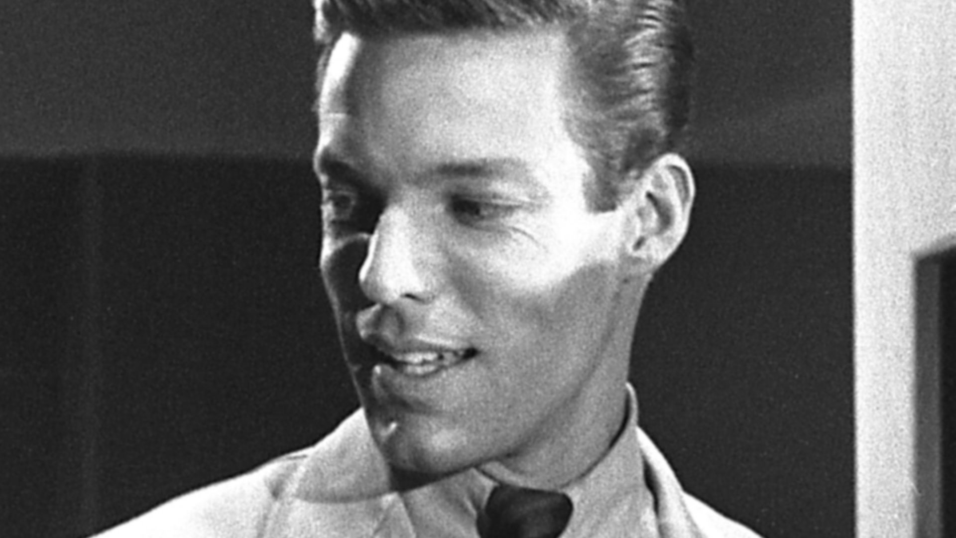 Richard Chamberlain on the set of television program