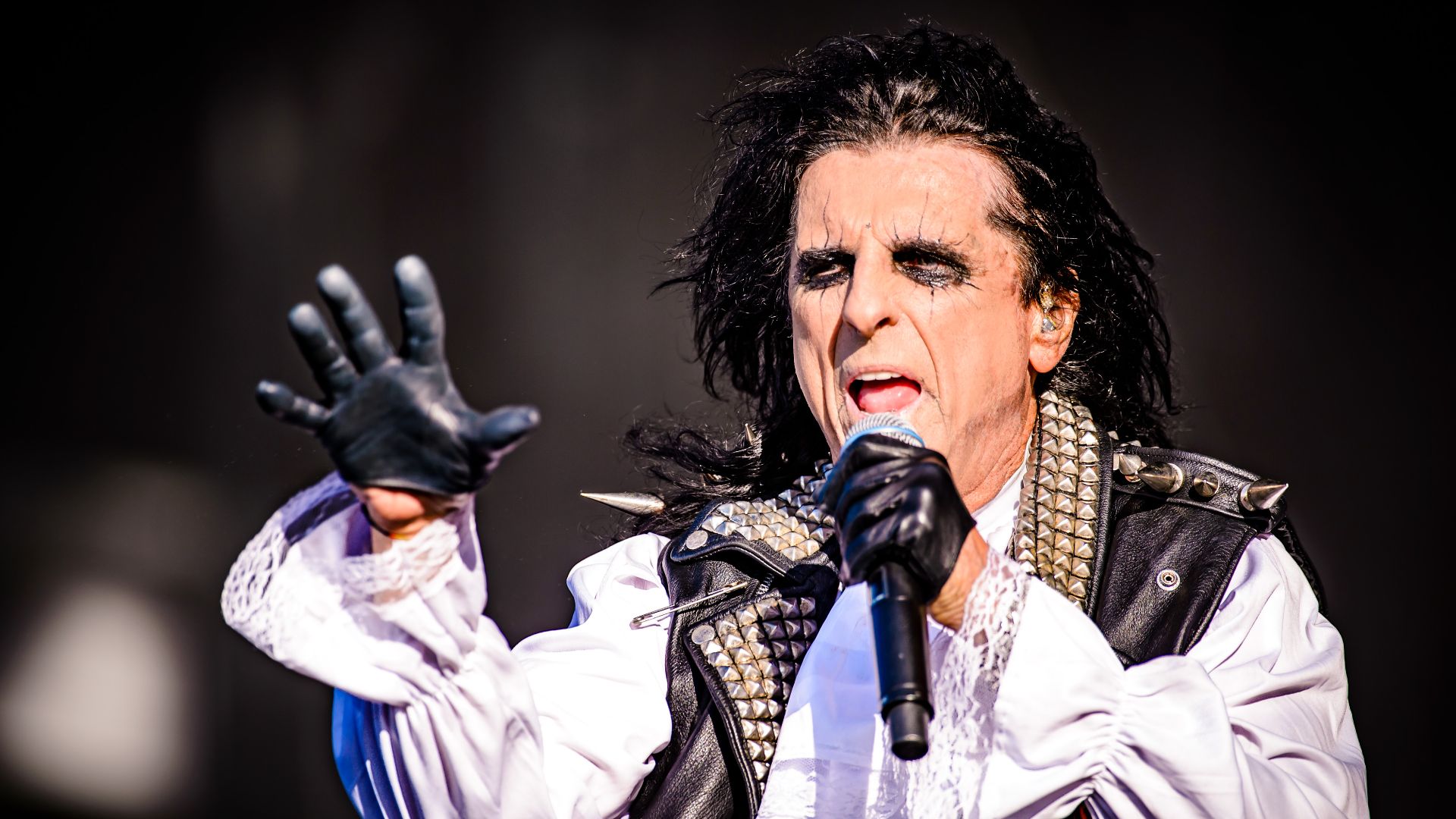 'Wacken Open Air 2017; Wacken': 'Alice Cooper'