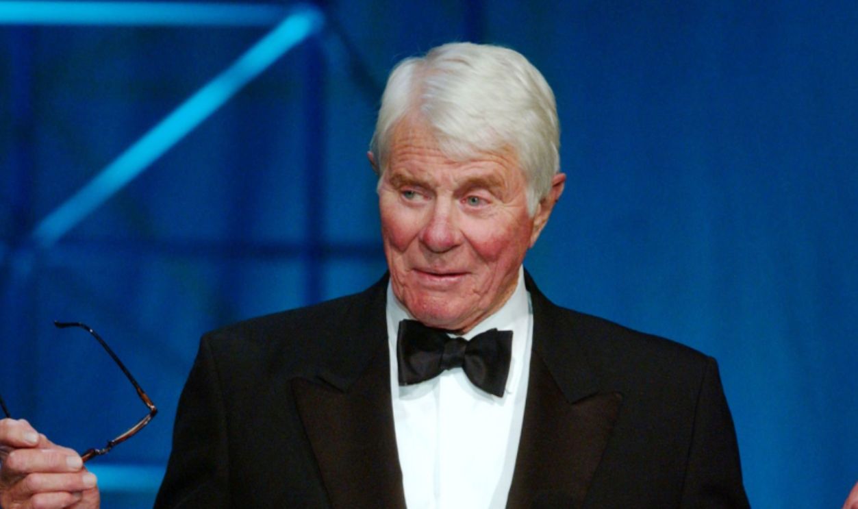MINNEAPOLIS - AUGUST 16: Actor Peter Graves recounts tales of growing up in Minnesota during the Third Annual Starkey Hearing Foundation's