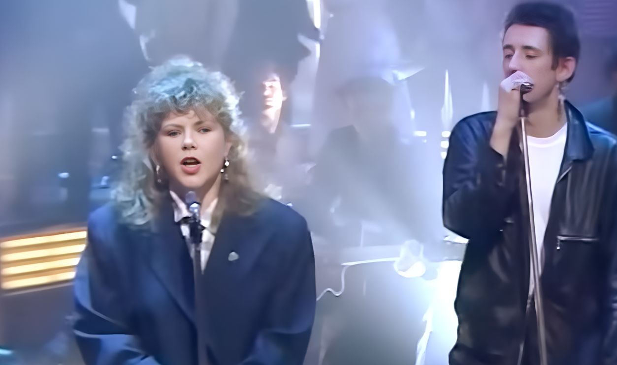 Screenshot from Fairytale of New York (1987)