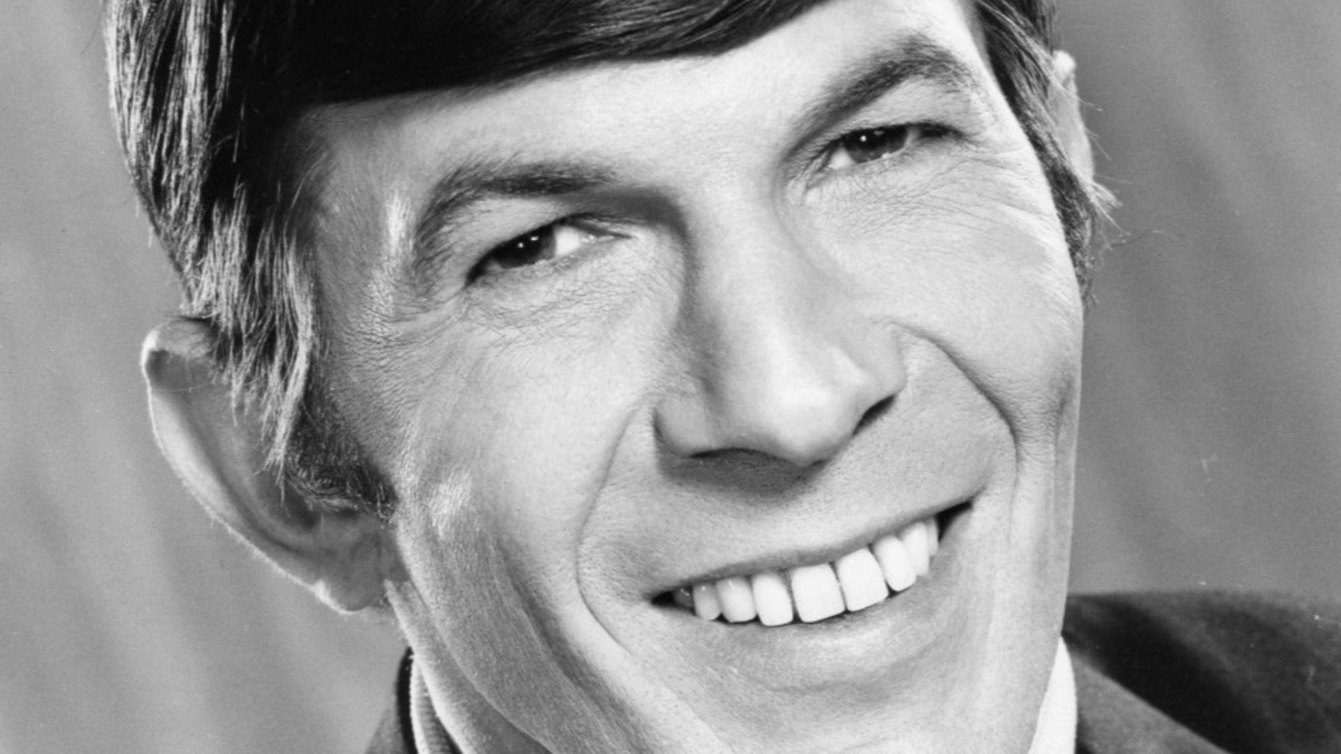 Photo of Leonard Nimoy as a cast member of Mission:Impossible.