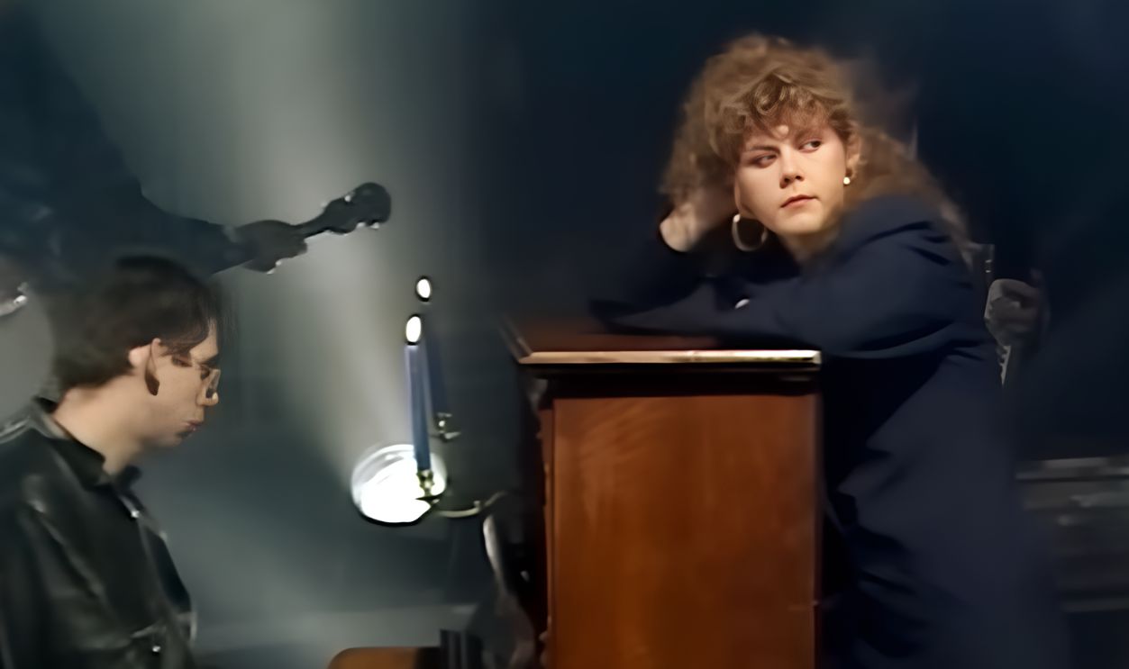 Screenshot from Fairytale of New York (1987)