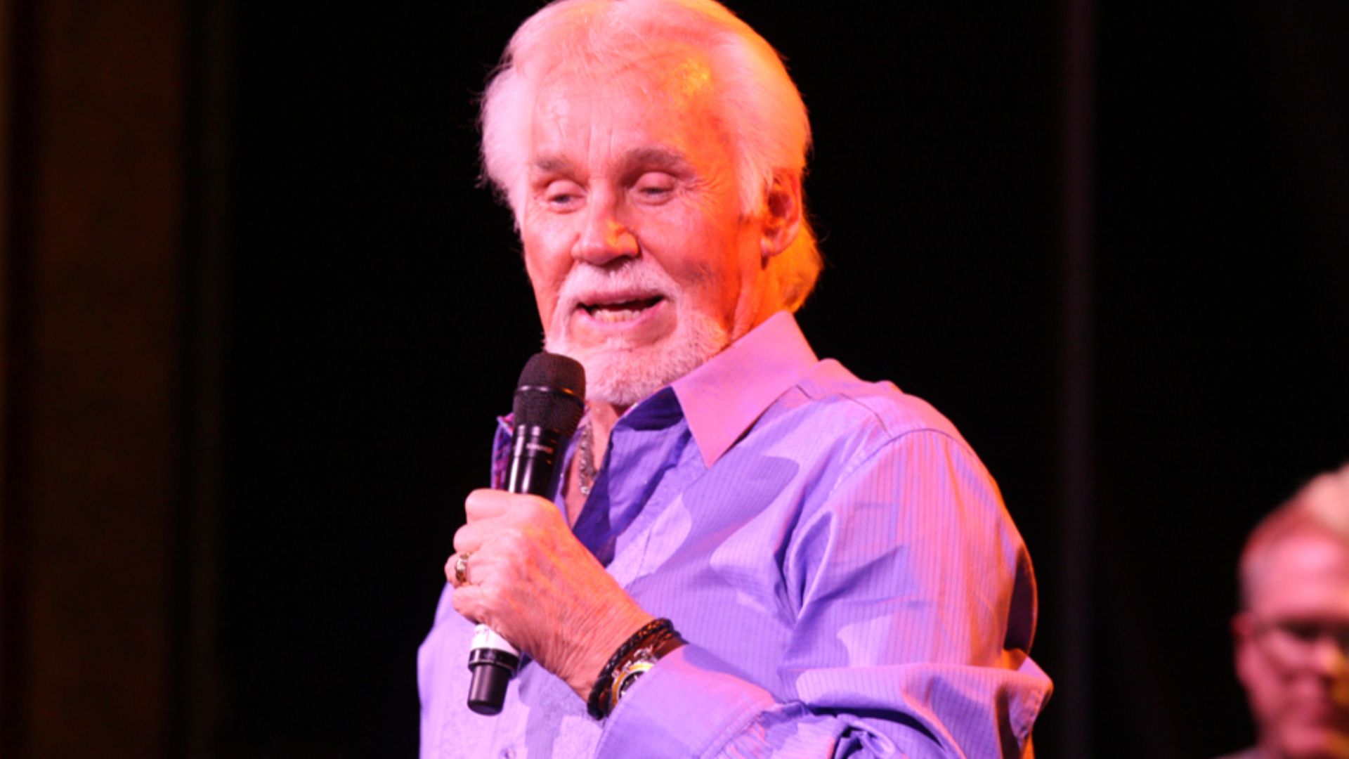Country music legend Kenny Rogers performs State Theatre, Sydney; Australian music legend John Williamson supports.
