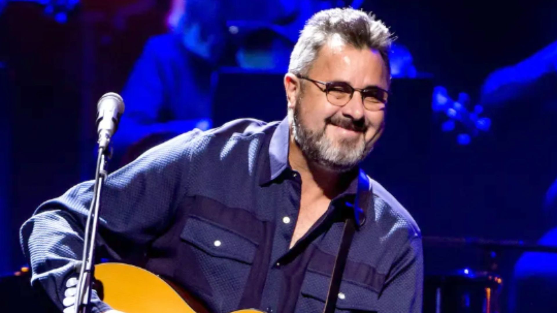 Vince Gill with the Eagles