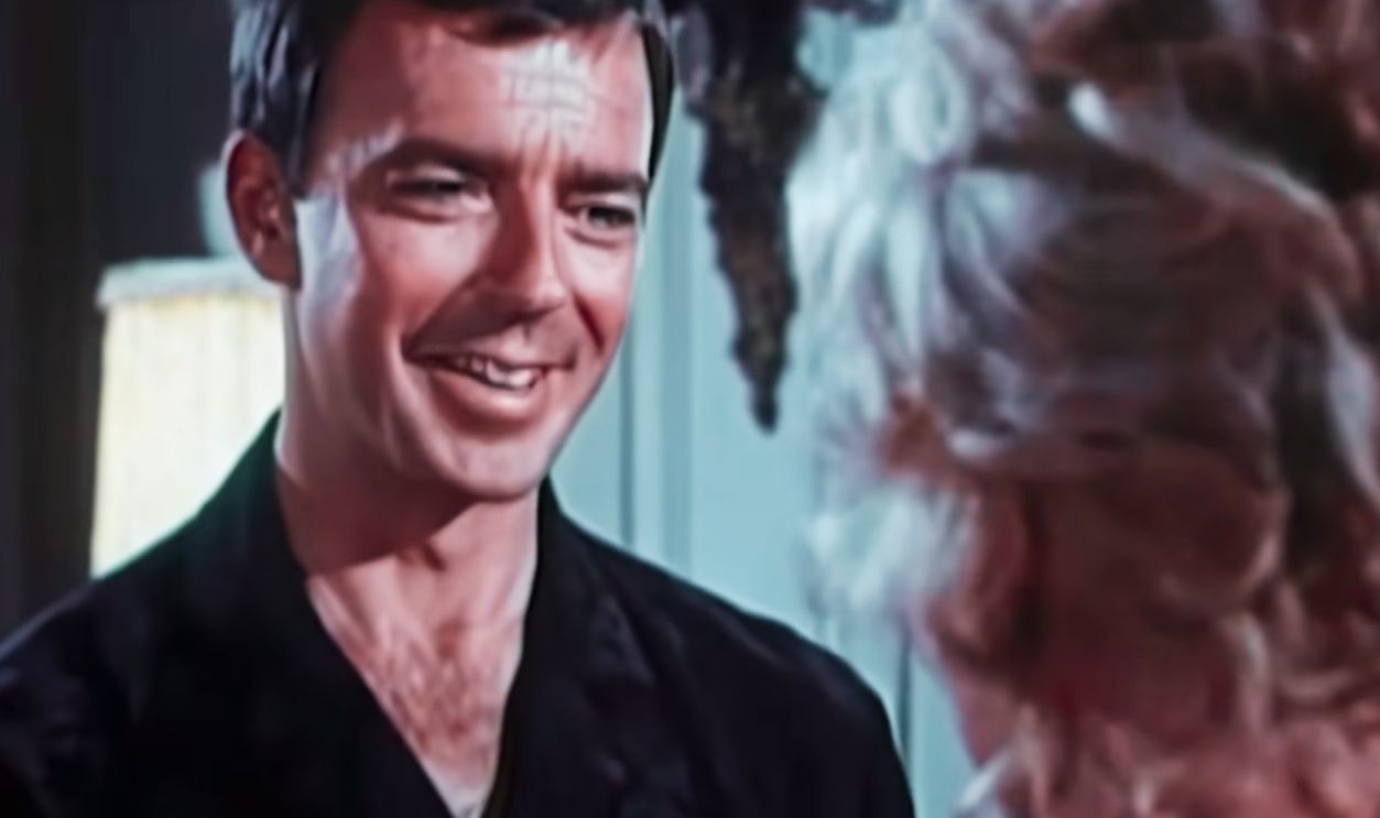 Screenshot from Wake Me When the War Is Over (1969)
