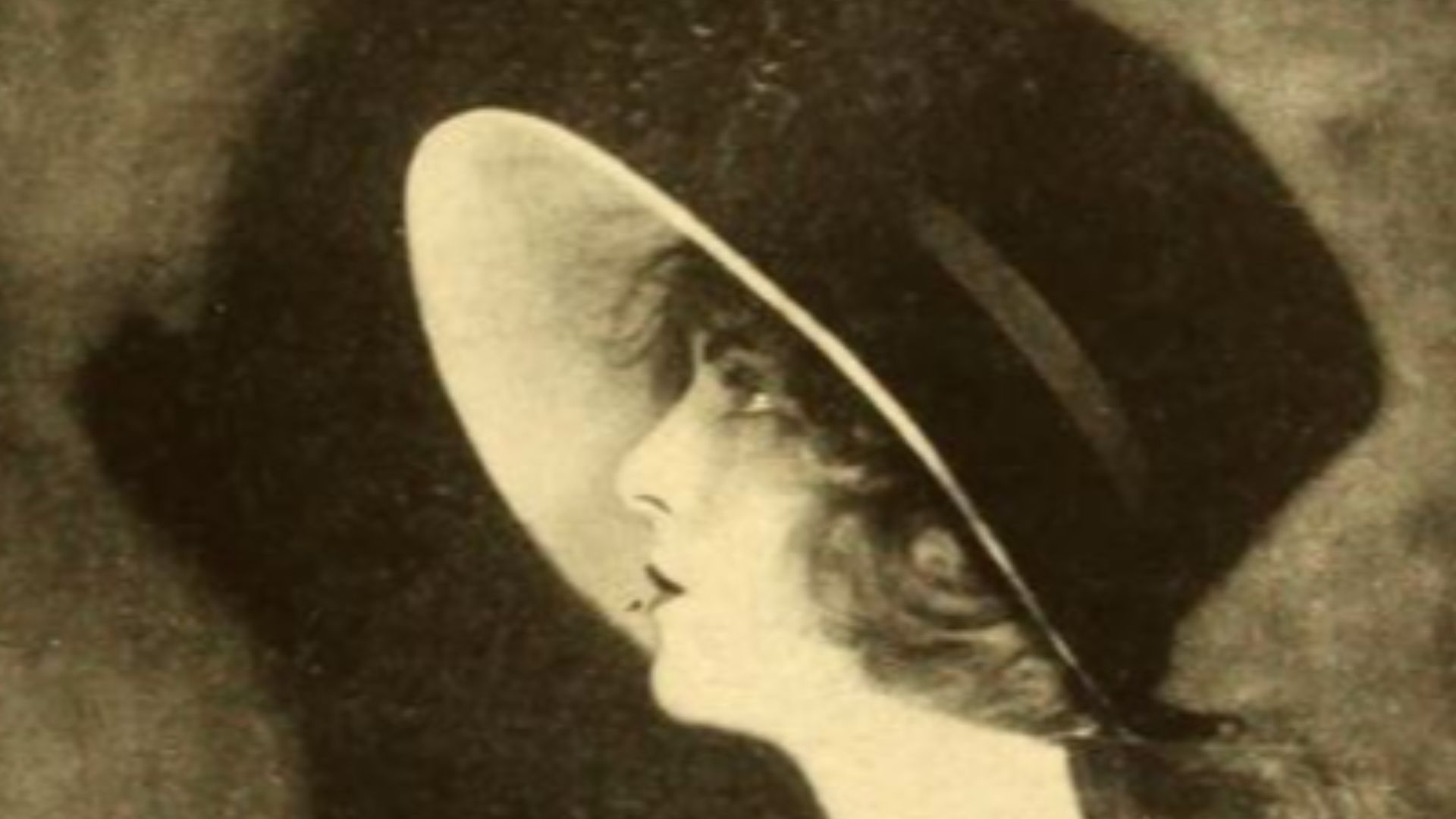 Actress Olive Thomas, from an ad on page 423 of the January 25, 1919 Moving Picture World.