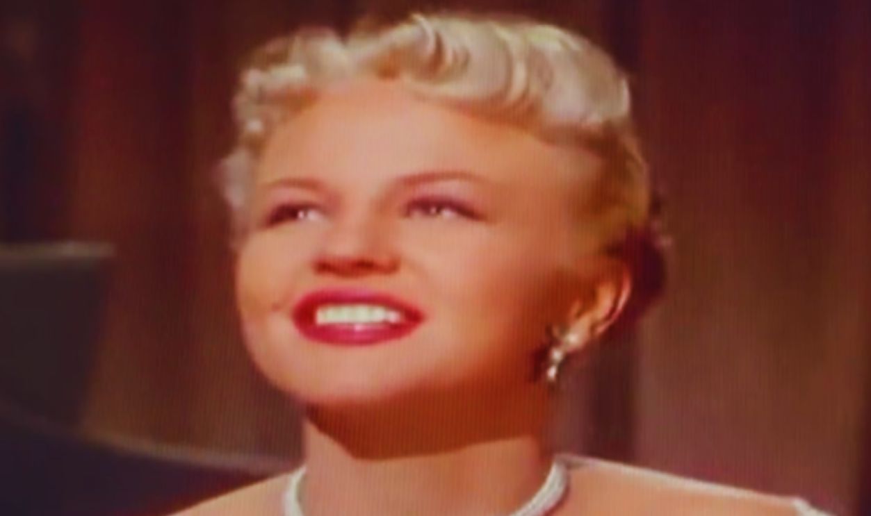 Screenshot from The Jazz Singer (1952) 