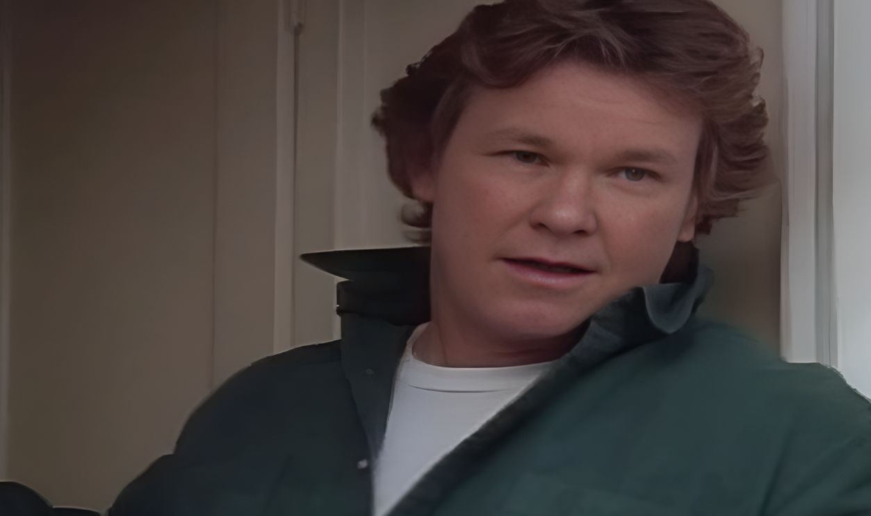 Screenshot from MacGyver (1985–1992)
