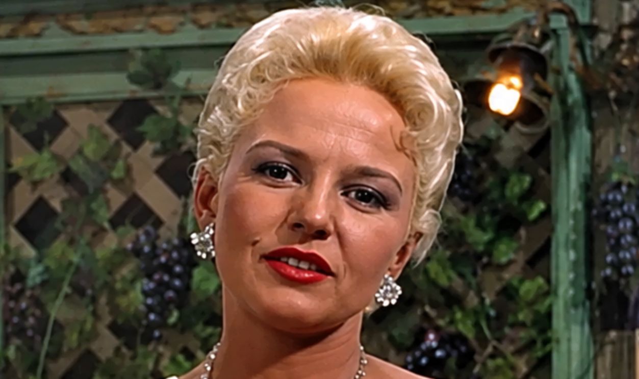 Screenshot from Pete Kelly's Blues (1955)