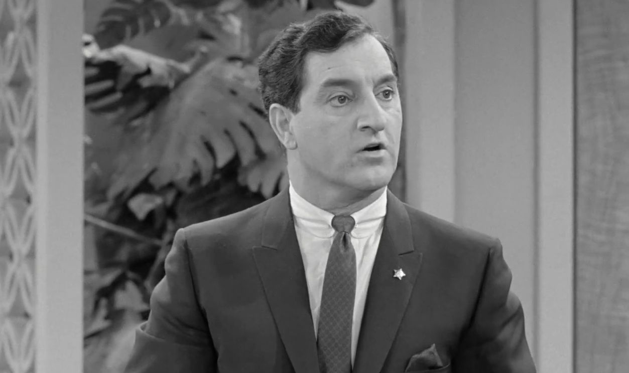 Screenshot from The Danny Thomas Show (1953–1964)