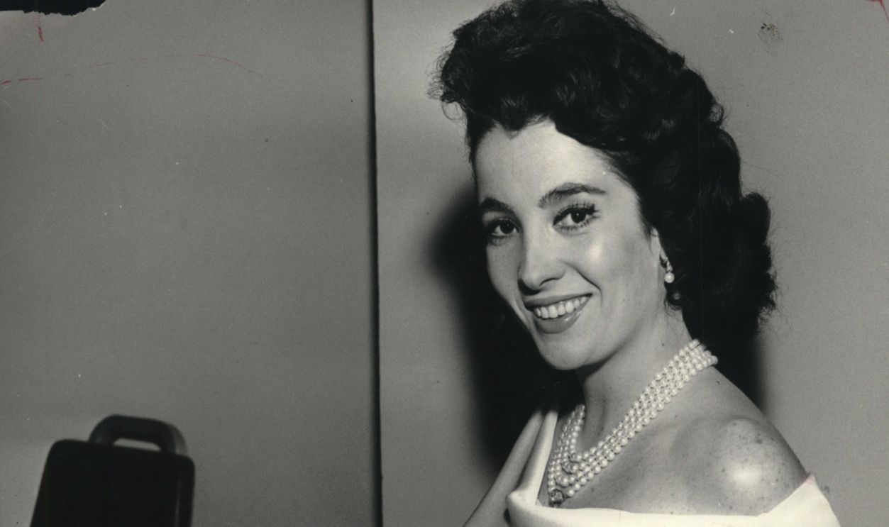 Linda Cristal