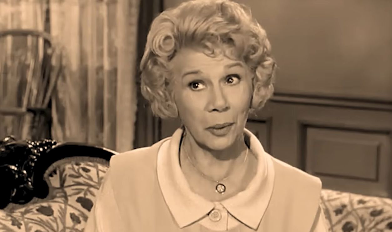Screenshot from Petticoat Junction (1963–1970)