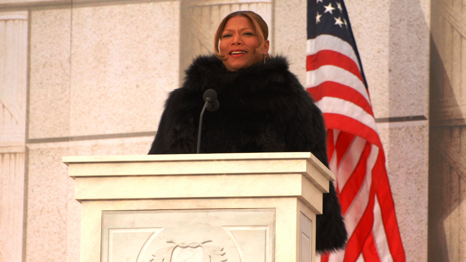 Actress Queen Latifah reads historical passages at the Lincoln Memorial on the National Mall in Washington, D.C., Jan. 18, 2009, during the inaugural opening ceremonies.