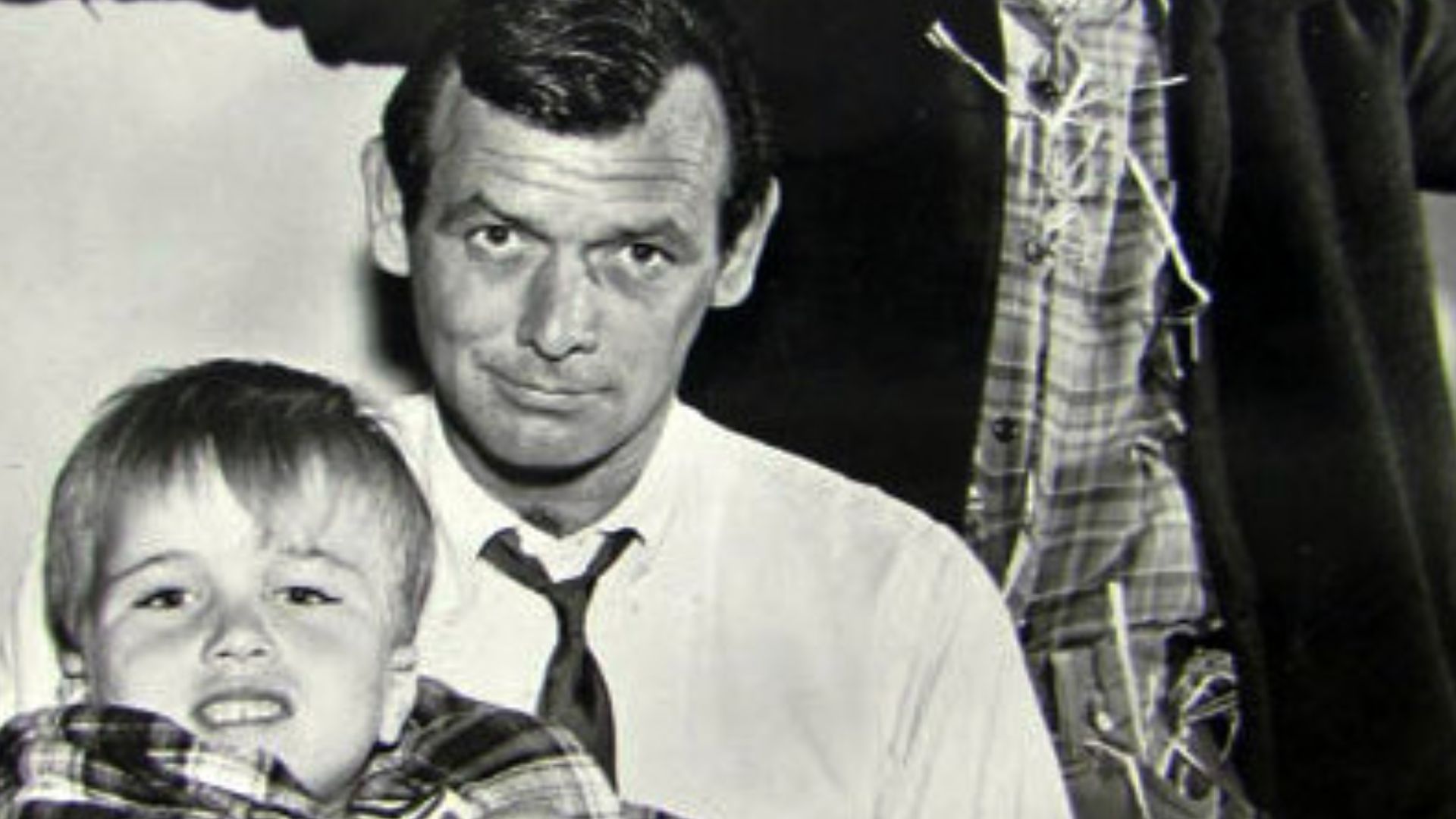 Publicity photo of David Janssen as Richard Kimble and Clint Howard from the television program The Fugitive.