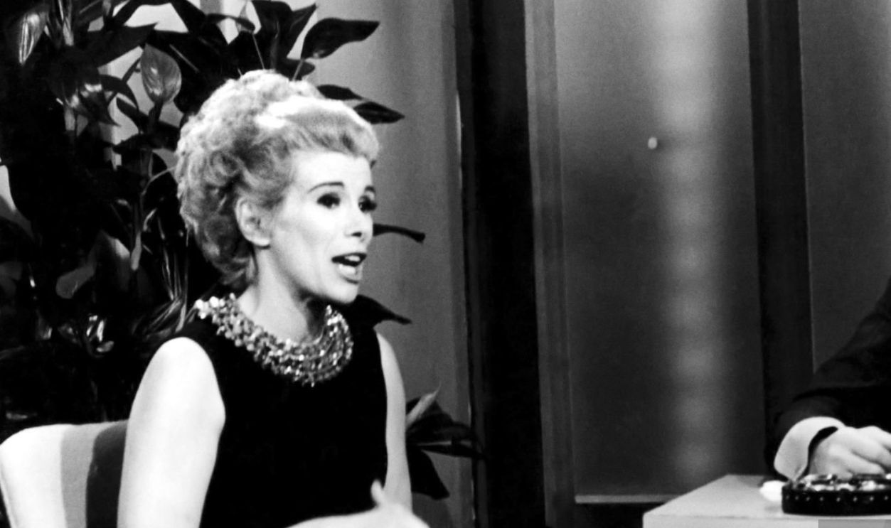 THE TONIGHT SHOW STARRING JOHNNY CARSON -- Pictured: (l-r) Joan Rivers, Johnny Carson (host) circa 1968, precise show date unknown.