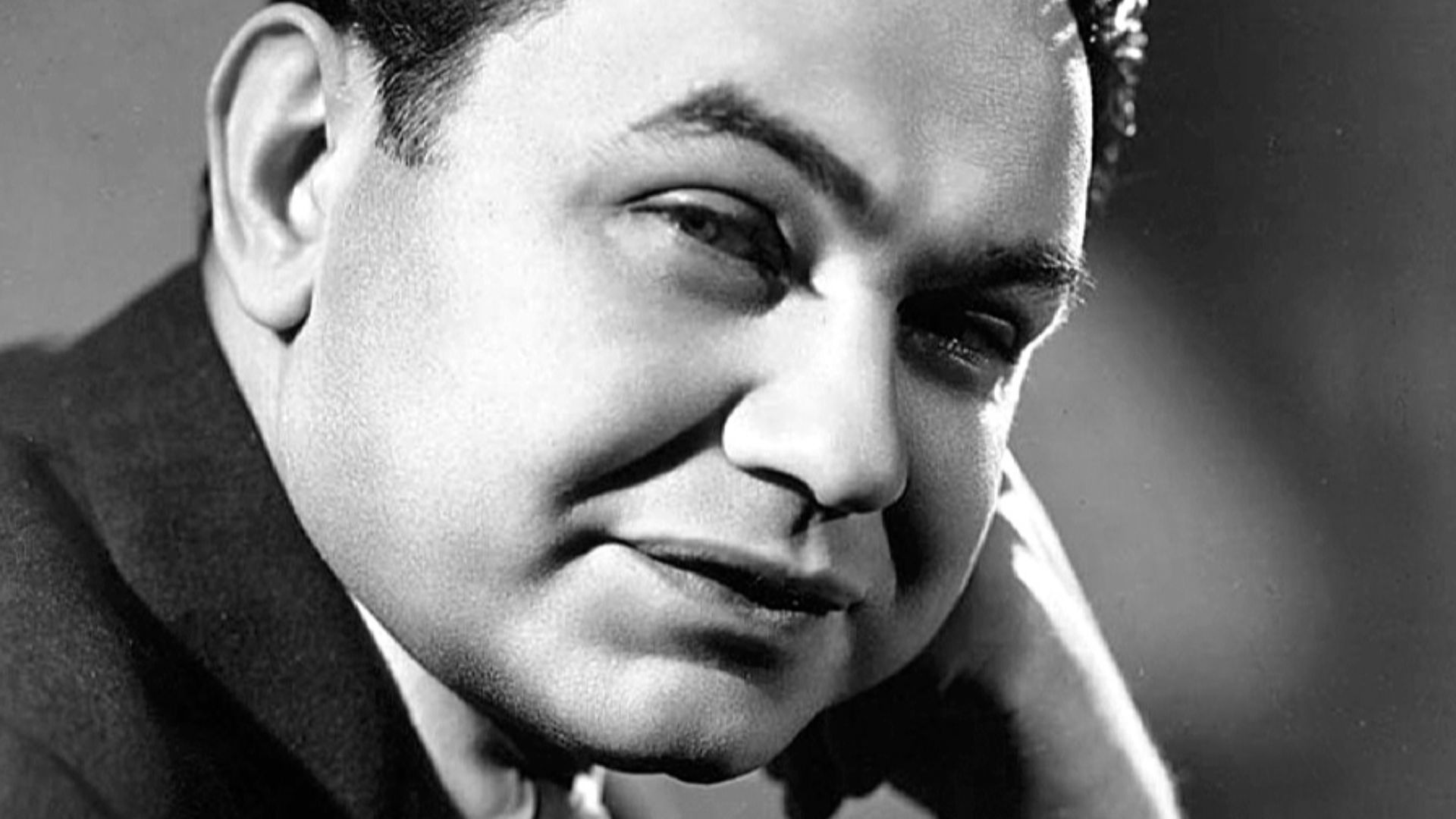 Publicity photo with autograph of Edward G. Robinson