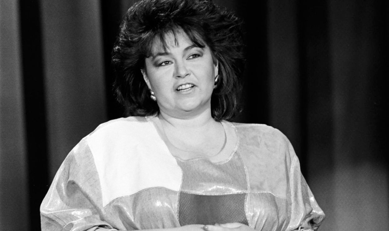 THE TONIGHT SHOW STARRING JOHNNY CARSON -- Pictured: Actress/comedian Roseanne Barr on January 23, 1987 --