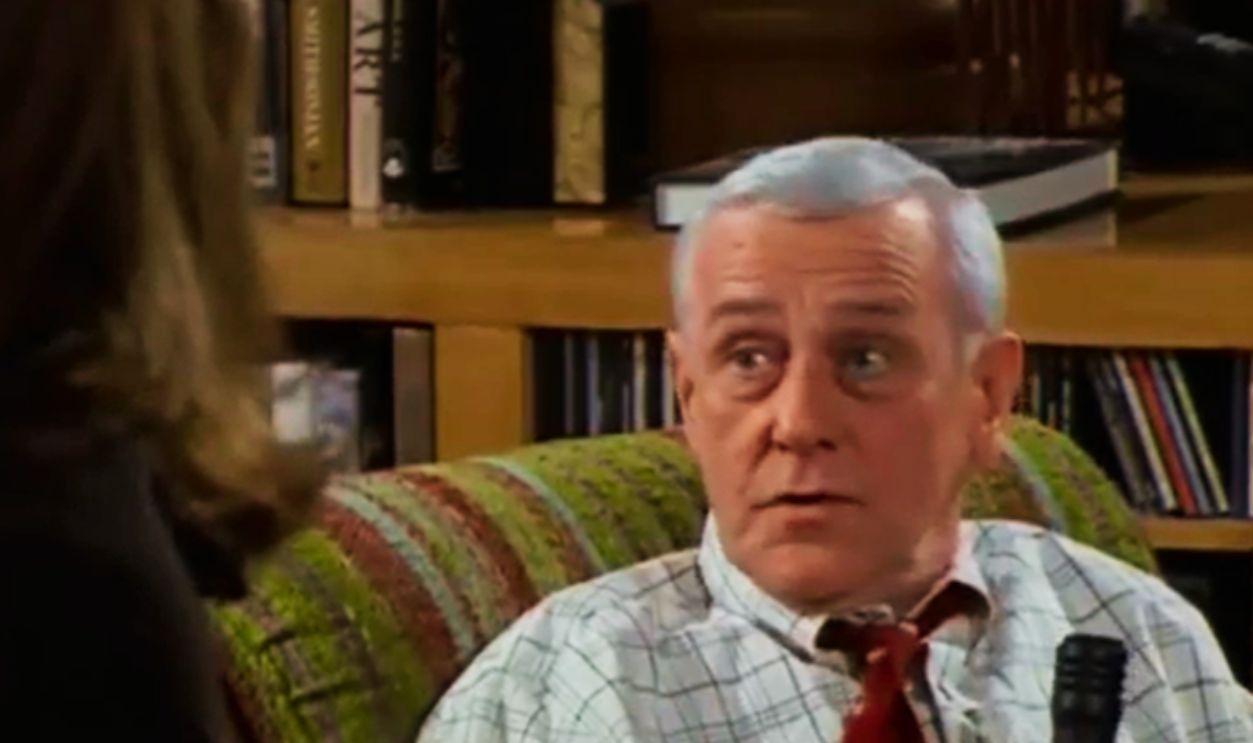 Screenshot from Frasier (1993-2004)