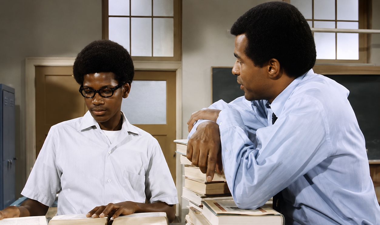 Screenshot from Room 222 (1969-1974) 