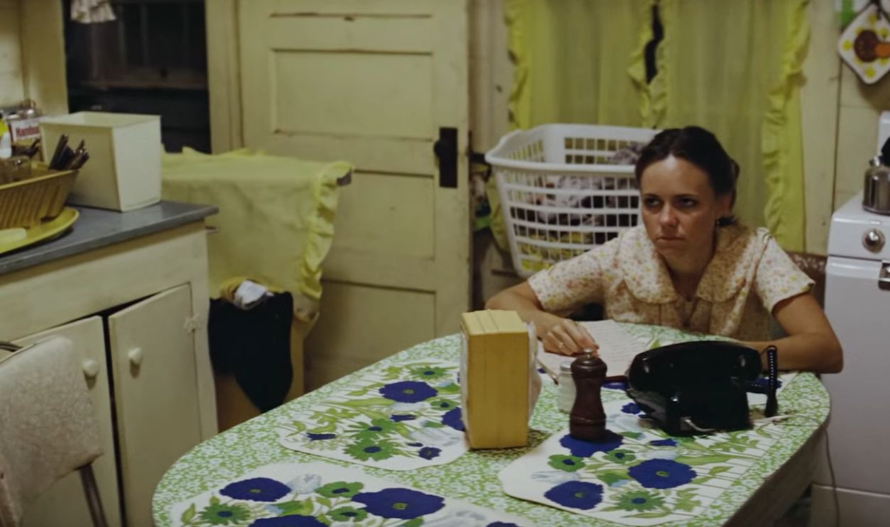 Screenshot from Norma Rae (1979)